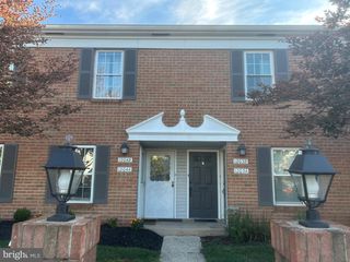 1204--B CROSSHILL CT, Lansdale, PA 19446