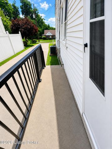 128 Mills Dr, Louisville, KY 40216