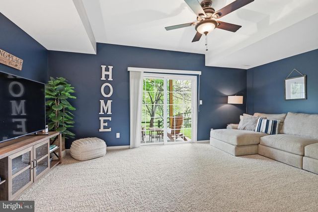 121 PUMPKIN PATCH LN, Hockessin, DE 19707