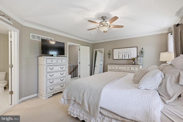121 PUMPKIN PATCH LN, Hockessin, DE 19707