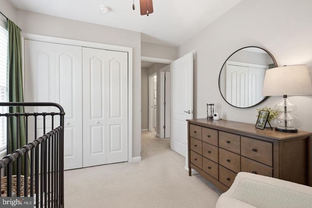 121 PUMPKIN PATCH LN, Hockessin, DE 19707