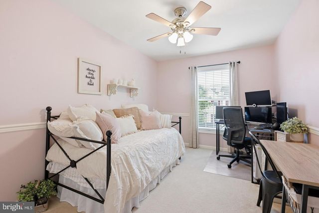 121 PUMPKIN PATCH LN, Hockessin, DE 19707