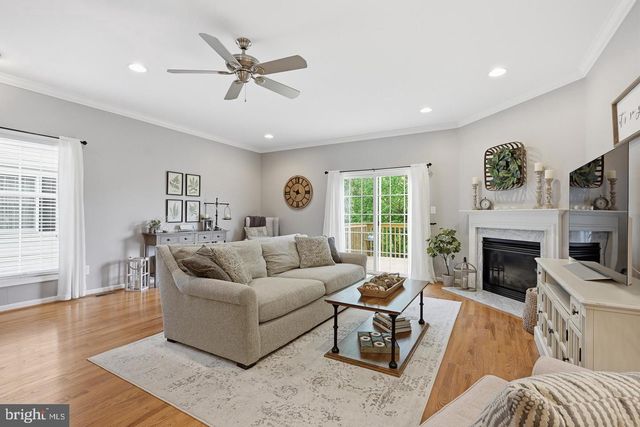 121 PUMPKIN PATCH LN, Hockessin, DE 19707