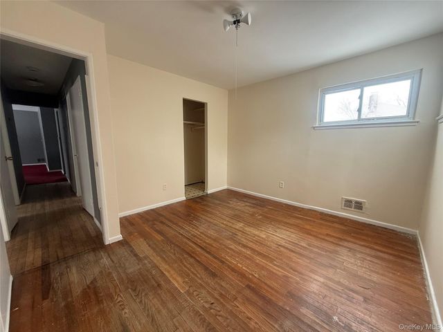 2804 Eagle Avenue, Medford, NY 11763