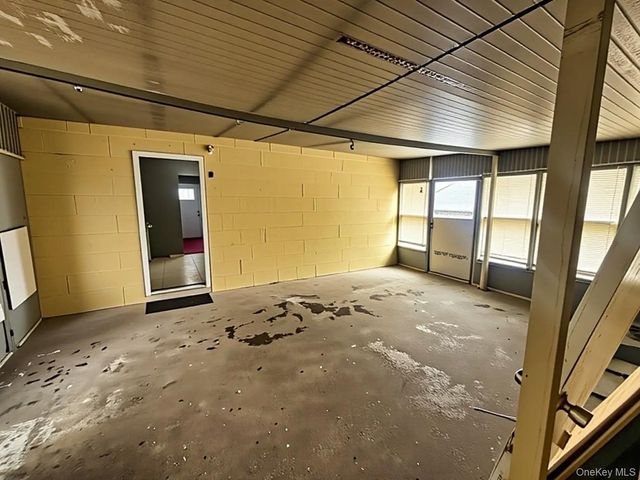 2804 Eagle Avenue, Medford, NY 11763