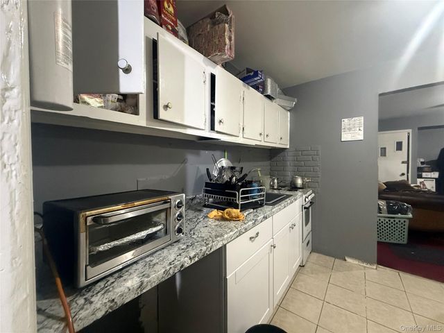 2804 Eagle Avenue, Medford, NY 11763