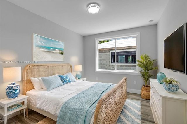 68 Coral Way, Key Largo, FL 33037