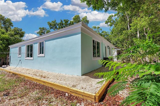 68 Coral Way, Key Largo, FL 33037