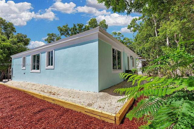 68 Coral Way, Key Largo, FL 33037