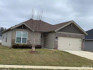 824 Cameo Court, Evansville, IN 47710