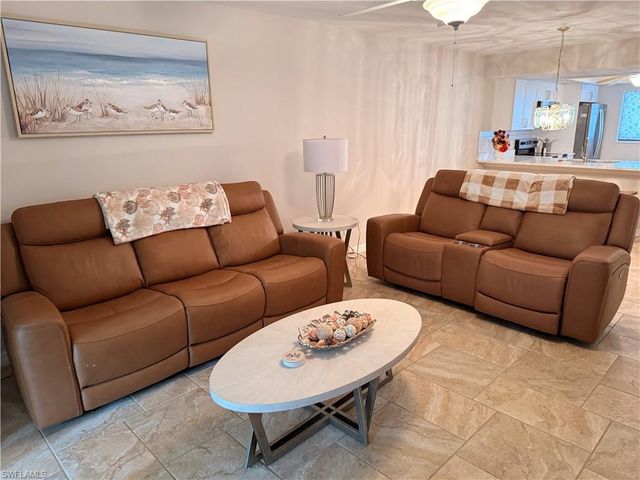 17454 Blueberry Hill DR B, Fort Myers, FL 33908