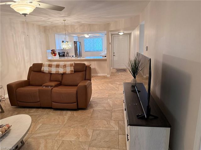 17454 Blueberry Hill DR B, Fort Myers, FL 33908