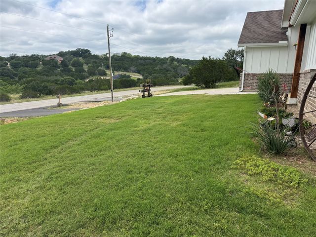 355 Sunset Cove, Bluff Dale, TX 76433