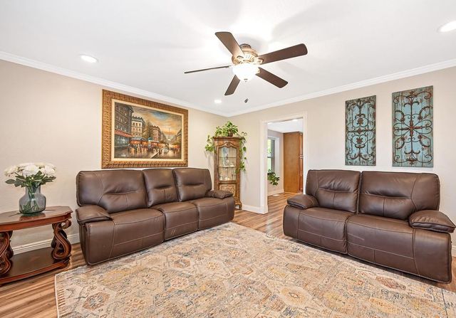 1005 Palos Verdes Ct, Roseville, CA 95661