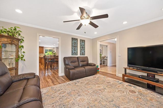 1005 Palos Verdes Ct, Roseville, CA 95661