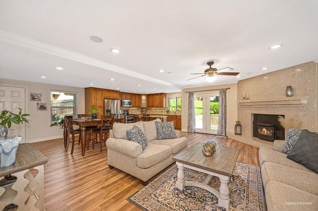 1005 Palos Verdes Ct, Roseville, CA 95661