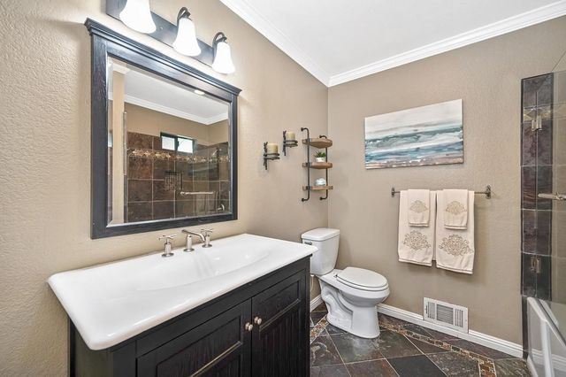 1005 Palos Verdes Ct, Roseville, CA 95661