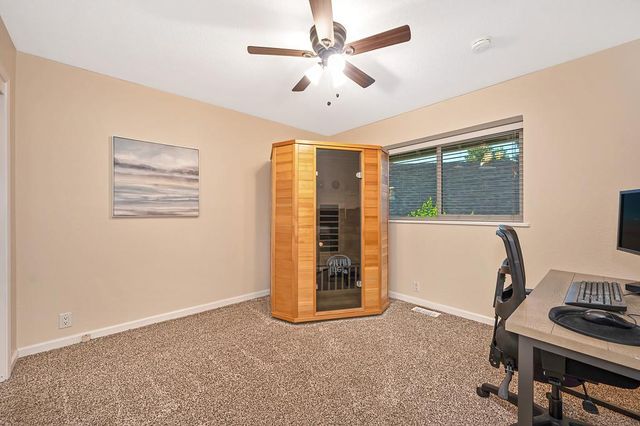 1005 Palos Verdes Ct, Roseville, CA 95661