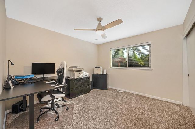 1005 Palos Verdes Ct, Roseville, CA 95661