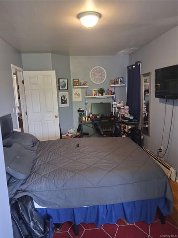 11142 209th Street, Queens Village, NY 11429