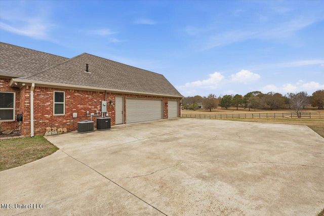116 Sky Meadow Road, Flora, MS 39071