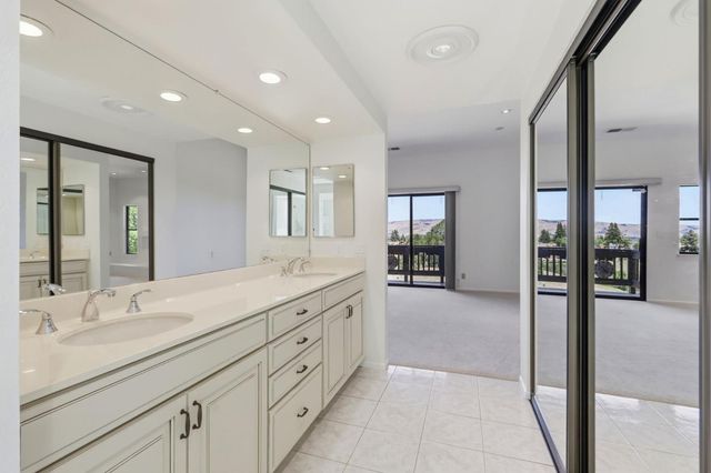 1323 Ocaso Camino, Fremont, CA 94539