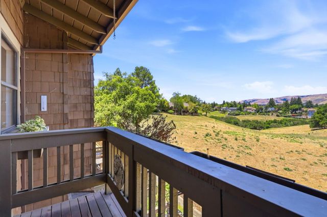 1323 Ocaso Camino, Fremont, CA 94539