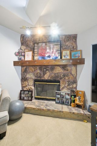 900 E Rankin Avenue 121, Tulare, CA 93274