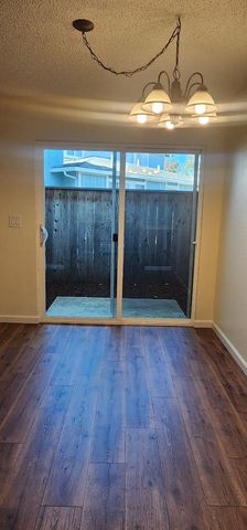 1807 Cherokee Drive 3, Salinas, CA 93906