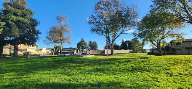 1807 Cherokee Drive 3, Salinas, CA 93906