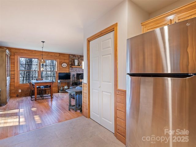 171 Sharons Bluff, Franklin, NC 28734