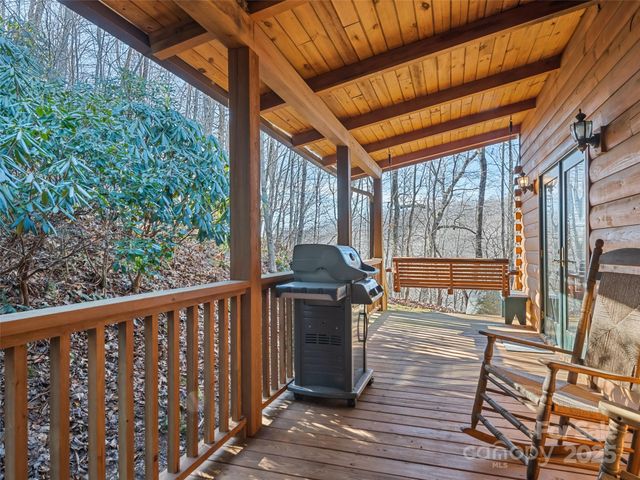 171 Sharons Bluff, Franklin, NC 28734