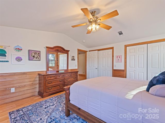 171 Sharons Bluff, Franklin, NC 28734