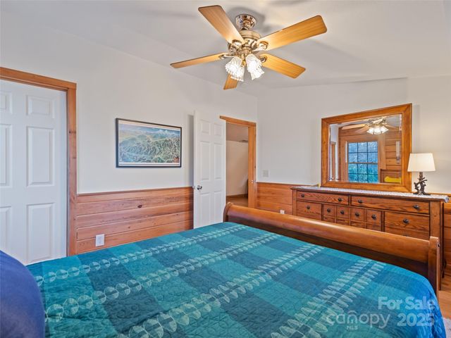 171 Sharons Bluff, Franklin, NC 28734