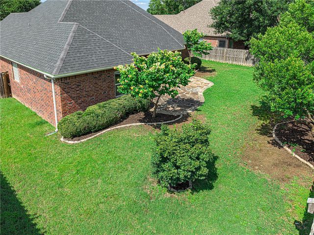 4457 Putting Green Drive, Fayetteville, AR 72704