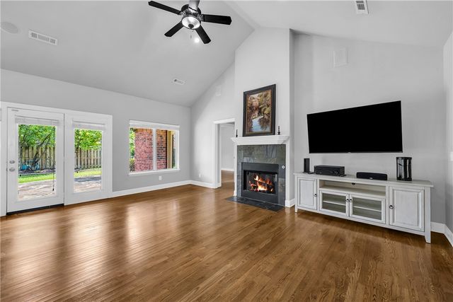 4457 Putting Green Drive, Fayetteville, AR 72704