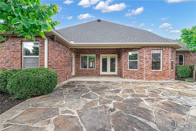 4457 Putting Green Drive, Fayetteville, AR 72704