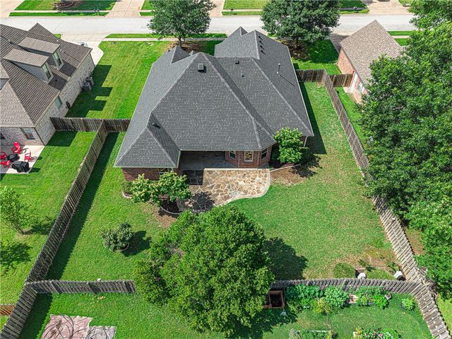 4457 Putting Green Drive, Fayetteville, AR 72704