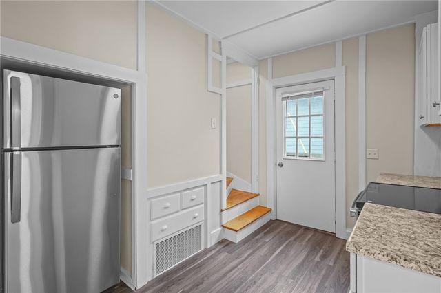 14 Pearl Street, East Greenwich, RI 02818