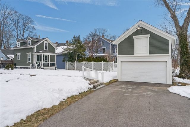 14 Pearl Street, East Greenwich, RI 02818