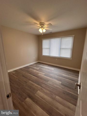 1063 TANYARD RD, Woodbury, NJ 08096