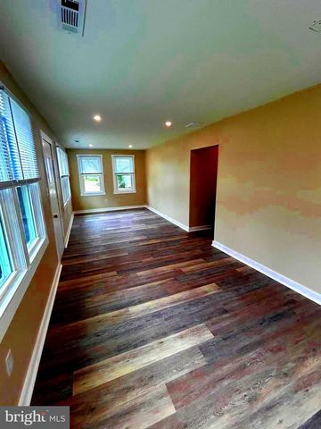 1063 TANYARD RD, Woodbury, NJ 08096