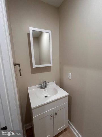 1063 TANYARD RD, Woodbury, NJ 08096