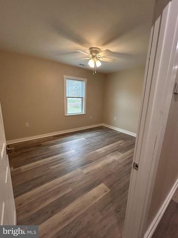 1063 TANYARD RD, Woodbury, NJ 08096