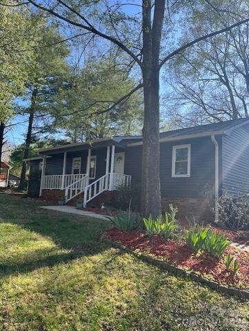 692 Radcliff Place NW, Concord, NC 28027