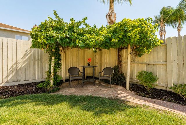 3717 Havenhurst Ct, Modesto, CA 95355