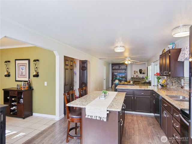 8728 136th Street E, Puyallup, WA 98373