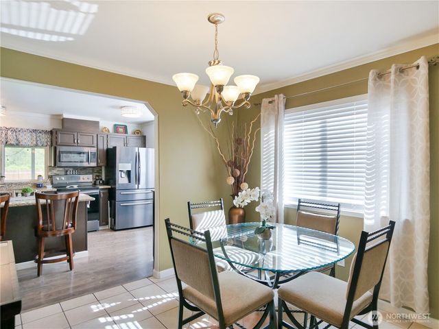 8728 136th Street E, Puyallup, WA 98373