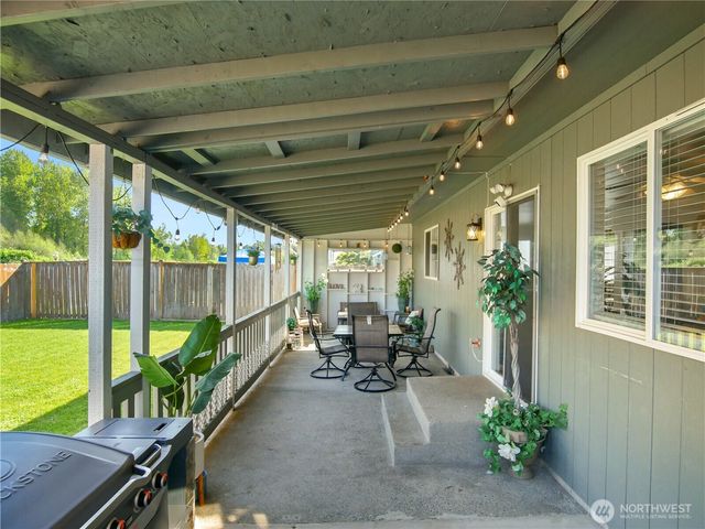 8728 136th Street E, Puyallup, WA 98373