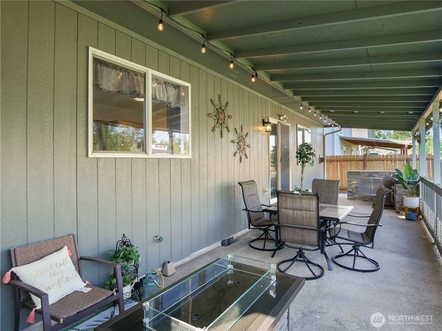 8728 136th Street E, Puyallup, WA 98373